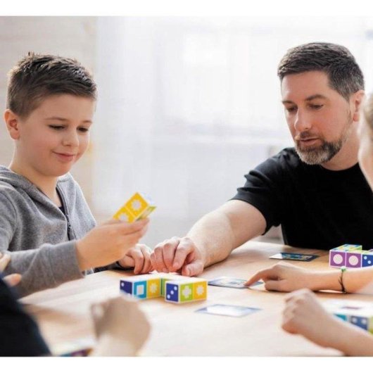 Asmodee Déblok Junior 3D-Logikspiel 40 Progressive Herausforderungen 4+
