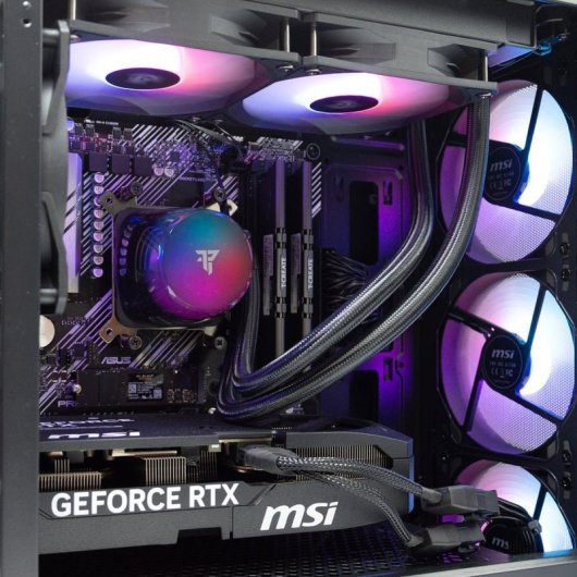PcCom Imperial AMD Ryzen 7 5800XT / 32GB / 1TB SSD / RTX 5070 / Windows 11 Home