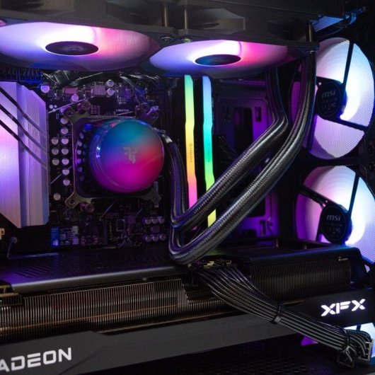 PcCom Imperial AMD Ryzen 5 7500X3D / 32GB / 1TB SSD / RX 9070 XT 16GB / Windows 11 Home