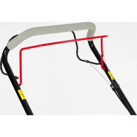 Cortacésped a gasolina NAC con autopropulsión y 51 cm de corte