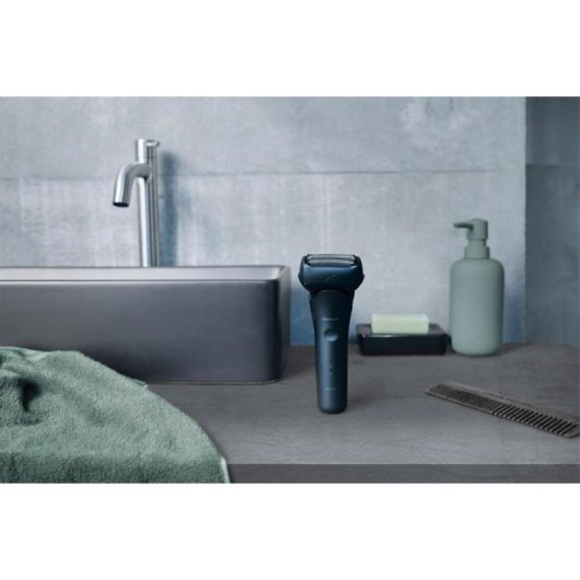 Afeitadora Facial Panasonic ES-LT4B Inalámbrica 45min Seco y Mojado 3 Láminas Carga Rápida