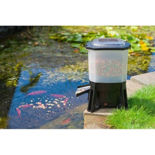 Alimentatore solare per stagni Ubbink 6L automatico con timer copertura 1-3m e pannello LCD