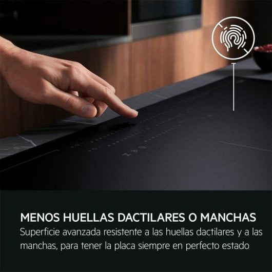 Plaque d'induction AEG zone flexible, contrôle tactile et connexion hotte