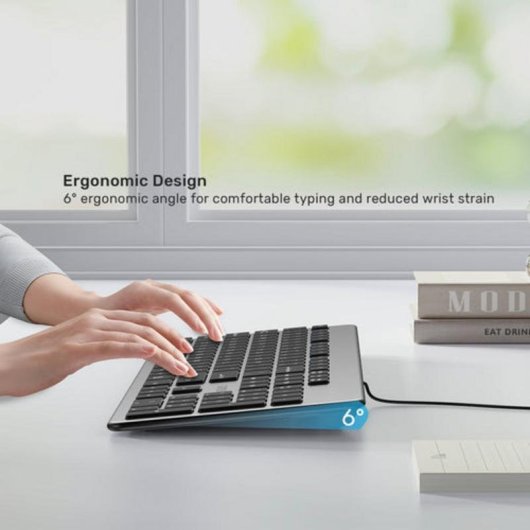 Teclado UNITEK SlimTap Ultra Light completo com switch de tesoura cinza