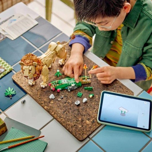 LEGO Creator 3-en-1 Animales Salvajes León Majestuoso 31386 839 piezas