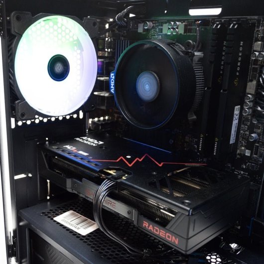 PcCom Lite AMD Ryzen 5 8400F / 16GB / 1TB SSD / RX 9060 XT 16GB - Japan