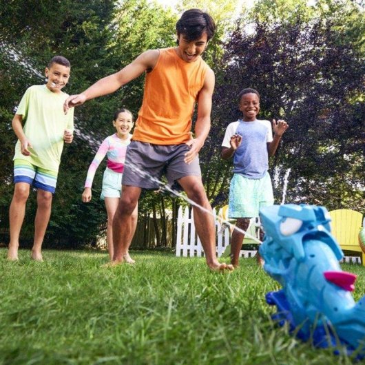 Wassersprinkler Nerf Super Soaker Hop & Chomp Hai, 2 rotierende Düsen, beweglicher Kiefer, Schlauchanschluss, Außen-Spielzeug