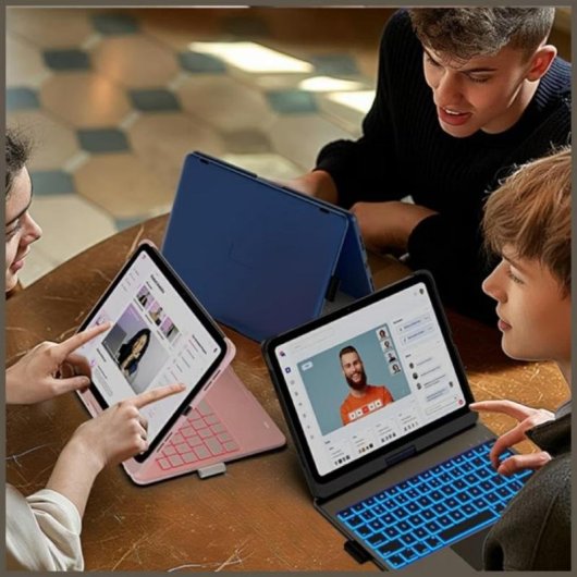 Typecase Flexbook Touch Hülle mit Tastatur für iPad Air 11"