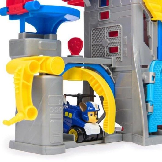 Spin Master PAW Patrol Spielzeug Flughafen Air Rescue mit Chase-Fahrzeug und Rettungsset