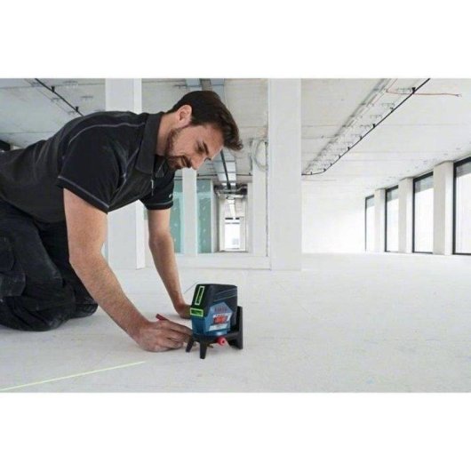 Nivelador láser Bosch Professional GCL 2-50 CG Verde con dos puntos verticales
