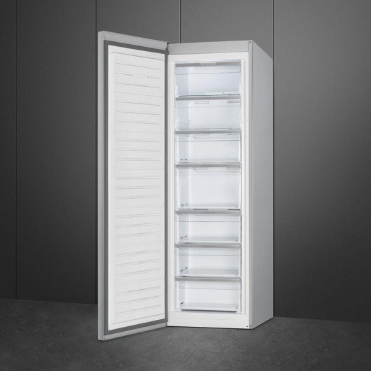 Congelador vertical Smeg FF18EN3HX 280L acero inoxidable Clase E