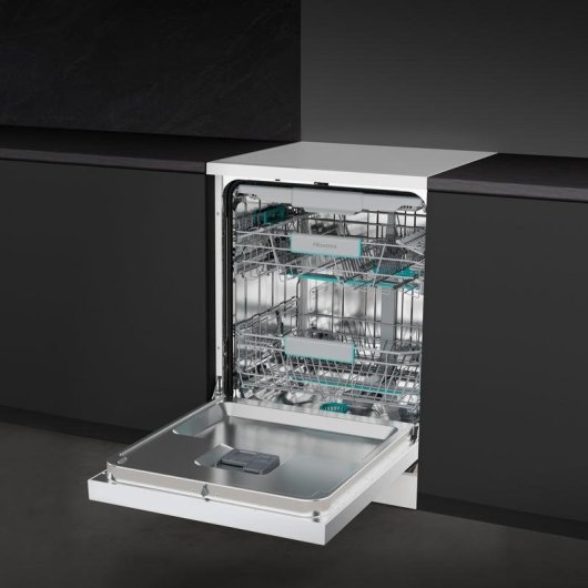 Lavavajillas Hisense HS663A90WUK 16 servicios A con función AquaStop y secado automático