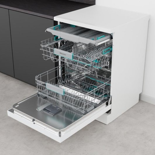 Lavavajillas Hisense HS663A90WUK 16 servicios A con función AquaStop y secado automático