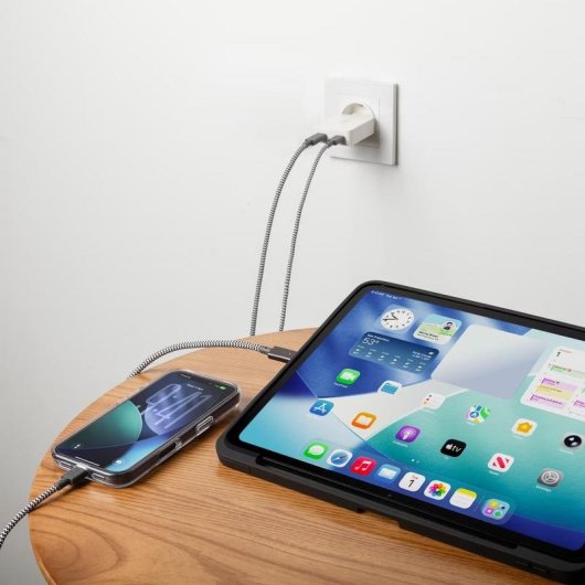 Cargador USB-C Native Union Pocket GaN 65W Power Delivery 3.0 Bianco
