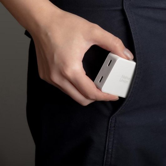 Cargador USB-C Native Union Pocket GaN 65W Power Delivery 3.0 Bianco