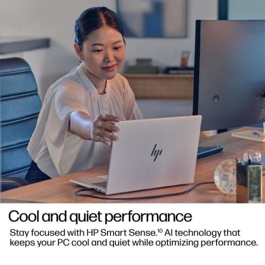 HP EliteBook 8 G1i Portatile 14" Intel Core Ultra 7 16GB 512GB SSD 256V Grafica Intel Arc Windows 11 Pro Display antiriflesso