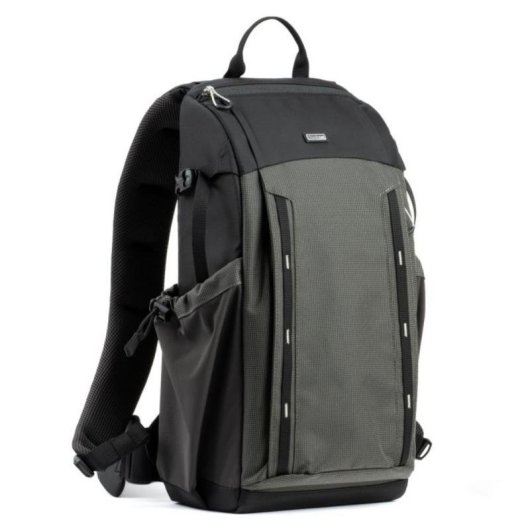 Mochila Think Tank para cámaras fotográficas con tirante para hombro y protector de lluvia