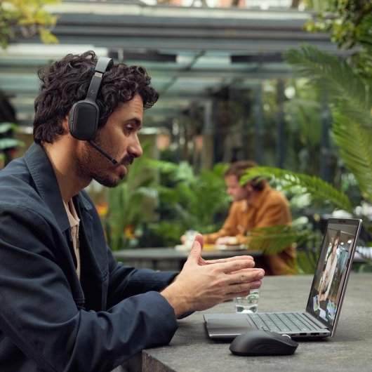 HP Poly Focus 625 kabellose Bluetooth Kopfhörer mit aktiver Geräuschunterdrückung, Mikrofon und kabellosem Laden, schwarz