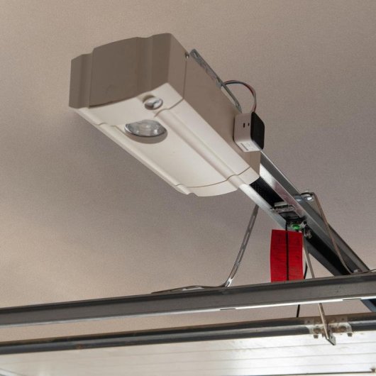 Smart Opener Yale Garagentor Bluetooth Steuerung per App Wi-Fi Kompatibel Alexa