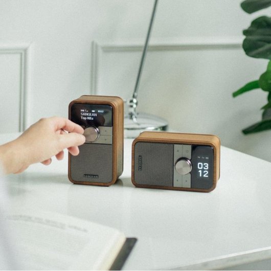 Radio Sangean DDR-8 Bluetooth DAB+ FM legno noce display OLED