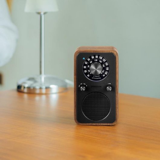 Radio SANGEAN WR-9 Portabel Analoge AM/FM 8W Nuss