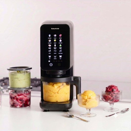 Heladera Taurus Gelato Flow 700 W 9 programas 3 tarrinas pantalla digital
