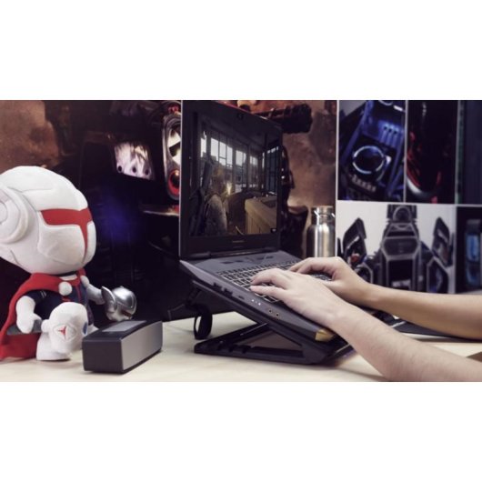 Support ordinateur portable Ergostand IV Cooler Master 17 pouces ventile