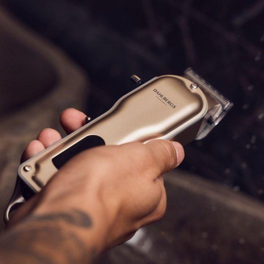 Máquina de Cortar Cabelo Profissional Dahlbergs Scandinavia Ulvar Dhc-5605 Fio Sem Fio 240min Taper