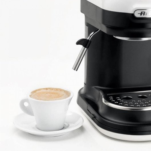Cafetière expresso Ariete 1318/01 0,8 L 15 Bars avec moulin et mousseur