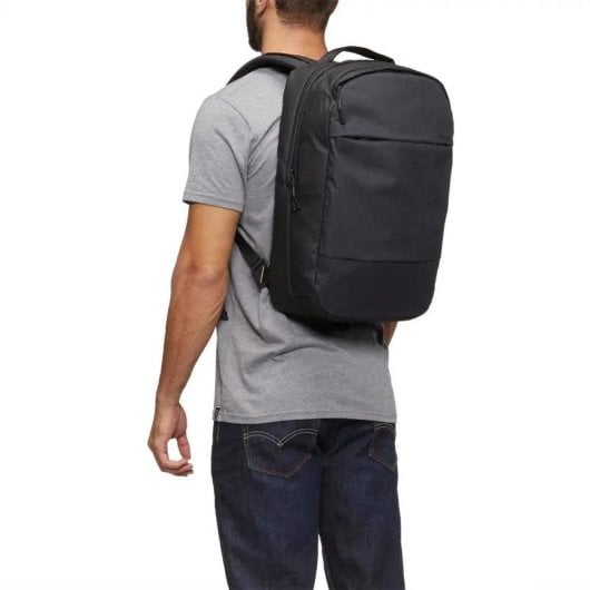Mochila Incase City Compact Backpack para portátil 15.6"