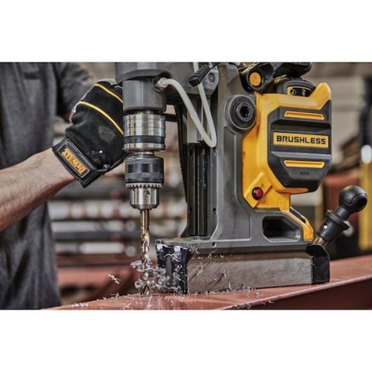 Perceuse droite DeWALT DCD1623N-XJ Batterie et LED