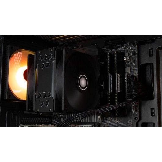 PC Sobremesa Captiva R90-955 AMD Ryzen 5 7600X 32GB 1TB SSD RTX 5090 Wi-Fi 6