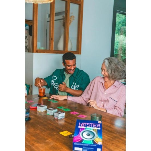 Juego de mesa musical Hitster Batalla Entre Generaciones 420+ canciones
