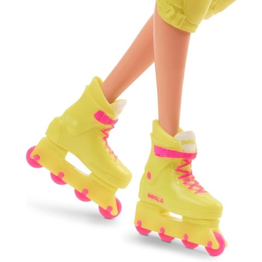 Figura Barbie Patinadora En Línea Articulada 30 Cms