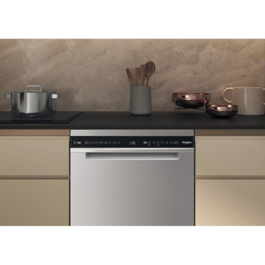Lavavajillas Whirlpool W7F HS41 S 15 services C avec 6th Sense et AquaStop