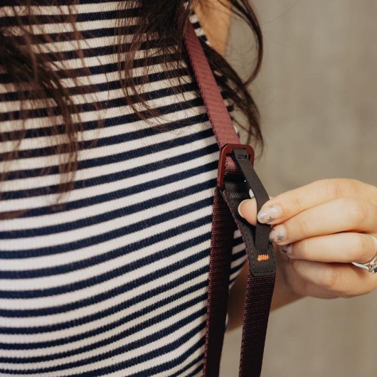 Sangle Peak Design Leash en cuir violet pour appareil photo