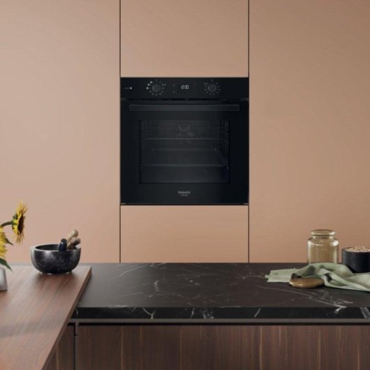 Four Encastrable Hotpoint HAO458HSU1B Hydrolyse 71L 60cm Programmes Auto Noir