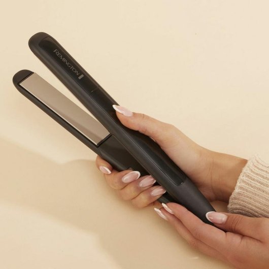 Prancha de Cabelo Cerâmica Remington Ceramic Straight 215 215ºC Desligar Automático Preto