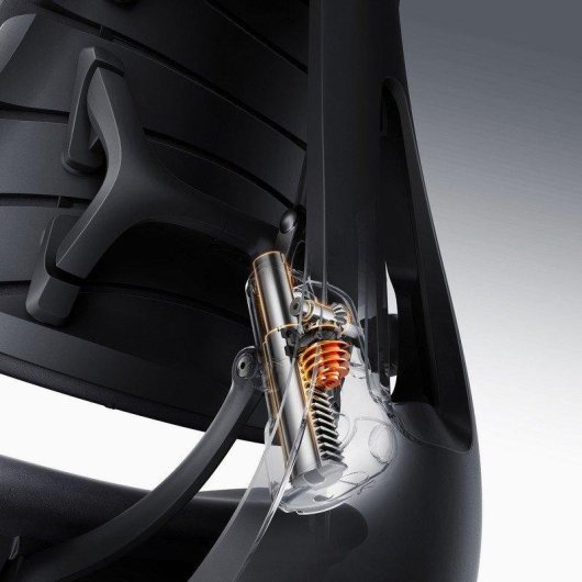 Silla ergonómica Libernovo Omni SE negra soporte lumbar y reclinación 160°