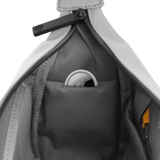 Bolsa de hombro Vanguard Veo Lite S4L CM compartimento tablet y protección RFID crema
