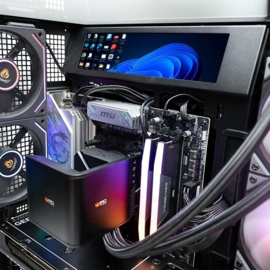 PcCom Ultimate AMD Ryzen 7 9850X3D / 64GB / 2TB SSD / RTX 5080 V2 / Windows 11 Pro