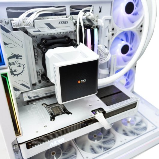 PcCom Ultimate AMD Ryzen 7 9850X3D / 64GB / 2TB SSD / RTX 5080 V2 Blanco / Windows 11 Pro