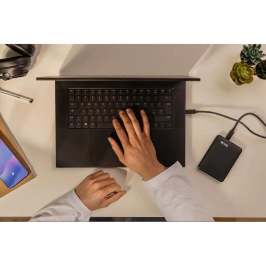 Disco duro WD Elements WDBLSS0050BBK-WESN 5TB HDD USB-C y USB-A portátil