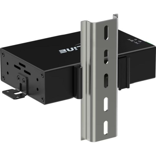 Hub InLine 4 puertos USB-C 5 Gb/s modelo 35396D con adaptador AC
