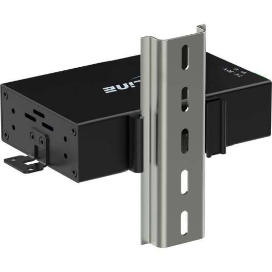 Hub InLine 4 puertos USB-C 5 Gb/s modelo 35396D con adaptador AC