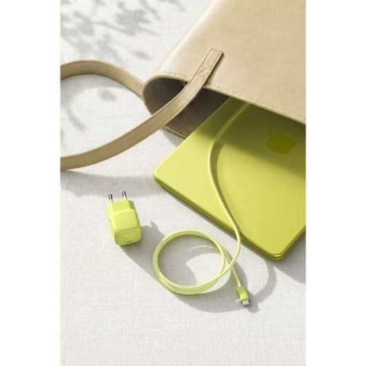 Cargador USB-C Belkin 30W PD PPS con Cable 2m