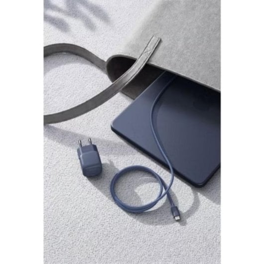 Chargeur Belkin BoostCharge 30W USB PD PPS et câble 2m Indigo