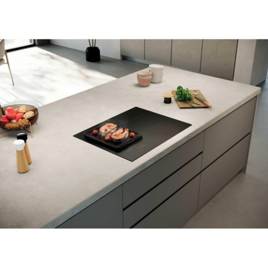 Plaque a induction Haier HAMTCB56IRCS 65 cm Lunar Black Wi-Fi 4 zones