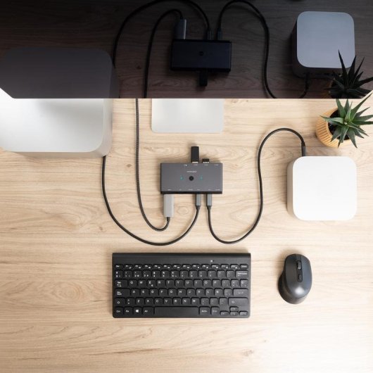 Conmutador KVM Nanocable 2x USB-C 8K HDMI DisplayPort PD Audio