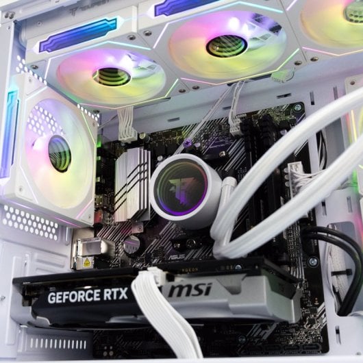 PcCom Ready AMD Ryzen 7 5800X / 32GB / 1TB SSD / RTX 5060 Ti 16GB Blanco / Windows 11 Home V2